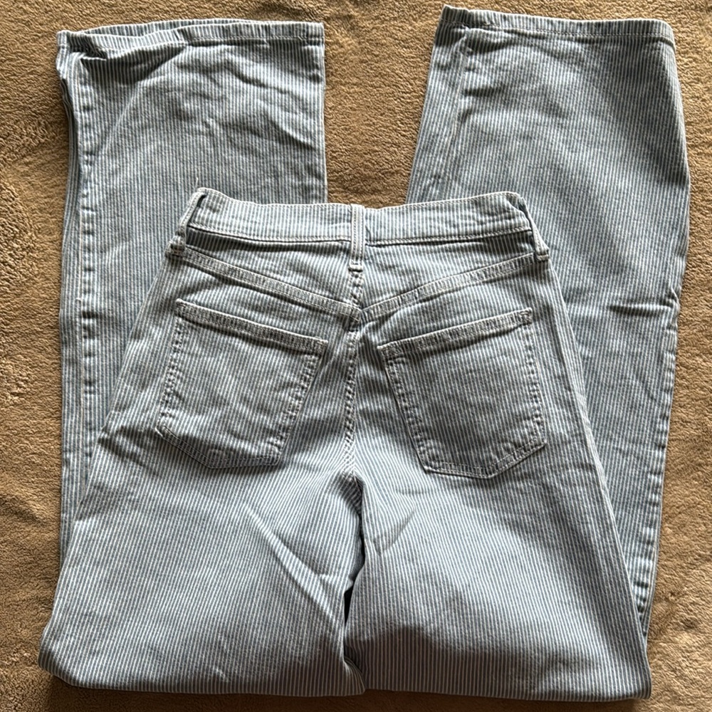 Universal Thread Jeans - Picture 5 of 6